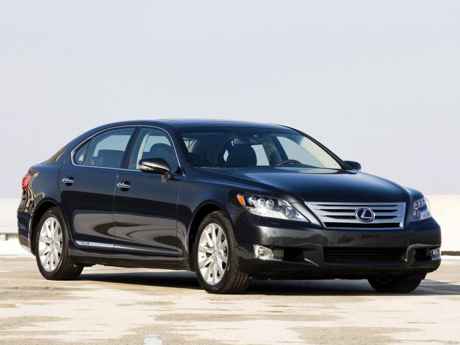  Lexus LS600h L 2009 года  (фото 13 из 16)